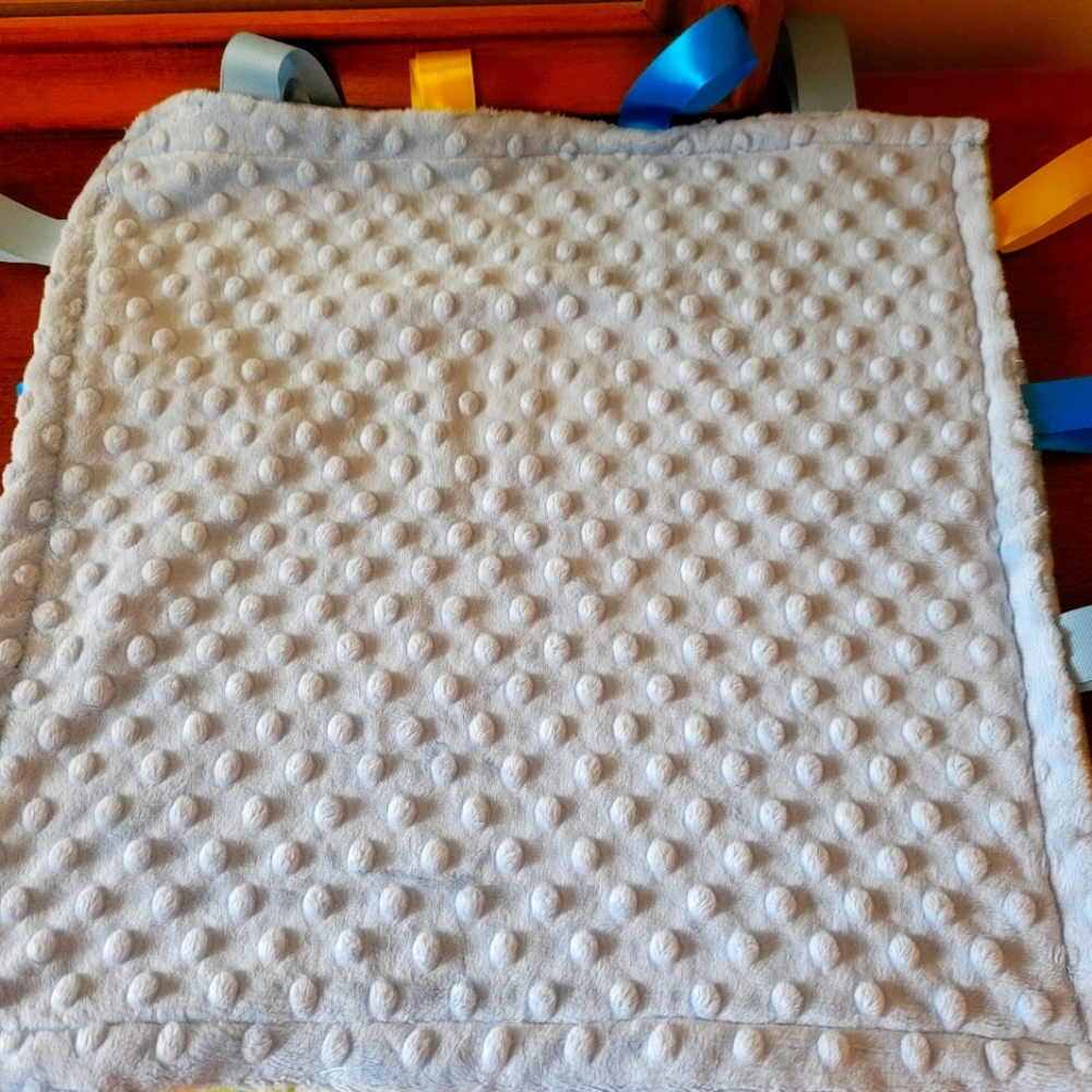 Handmade Snoopy Baby Taggy Minky Blanket - Picture 3 of 3